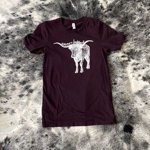 Maroon graphic t shirt